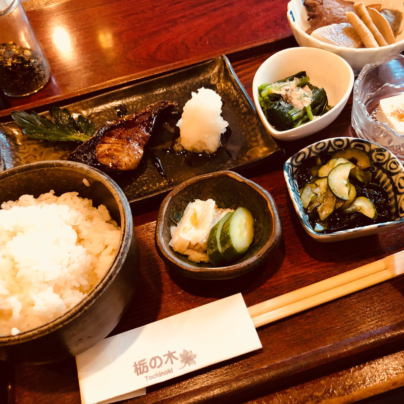 ぶりの照り焼き定食(栃の木)