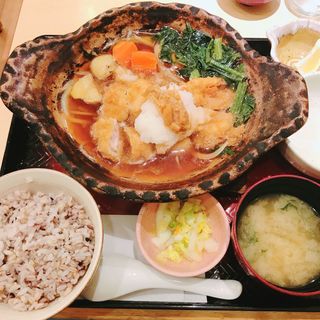 チキンかあさん煮定食(大戸屋ごはん処 品川グランパサージュ店)