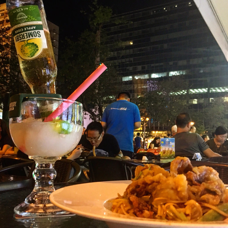 ソフトシェルクラブと青マンゴーのサラダ(Nara Thai restaurant &bar)