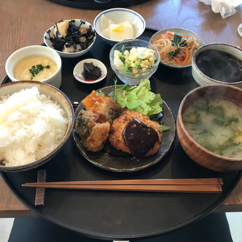 カモメ定食(かもめ食堂 )