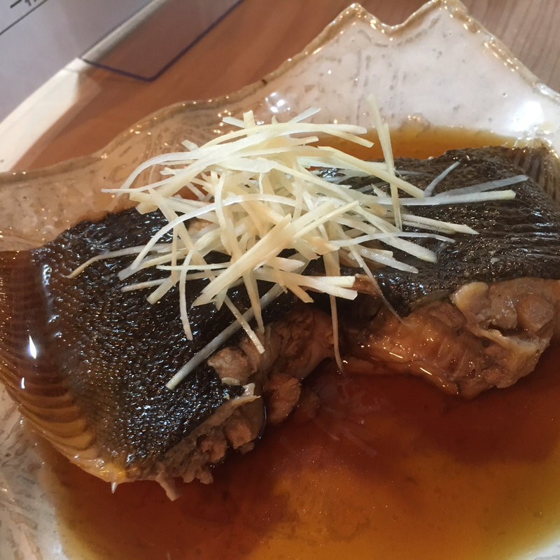 イシモチカレイの煮付け(やっこ)