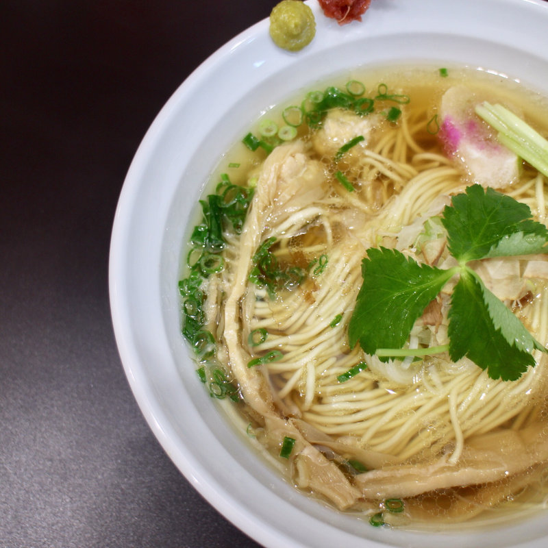 マグロ出汁の中華そば白醤油仕立(麺や hide)