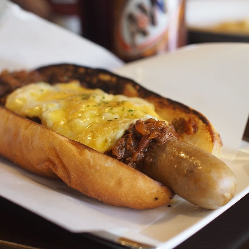 チリチーズドッグ(Nick & Renée)