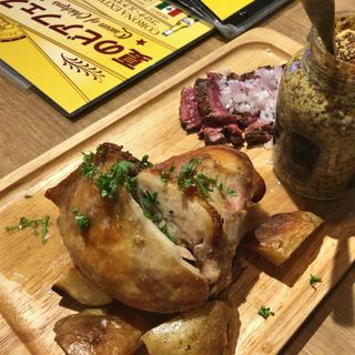 (QUEEN OF CHICKENS 恵比寿店 （クイーン　オブ　チキンズ）)