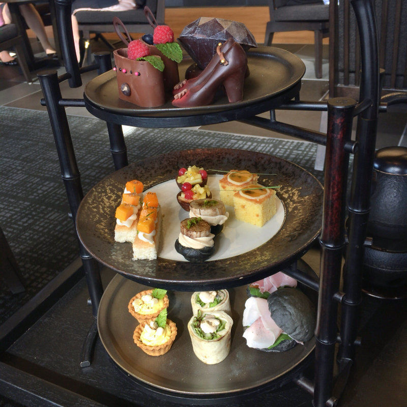 ブラックアフタヌーンティー(ザ·カフェ バイ アマン)