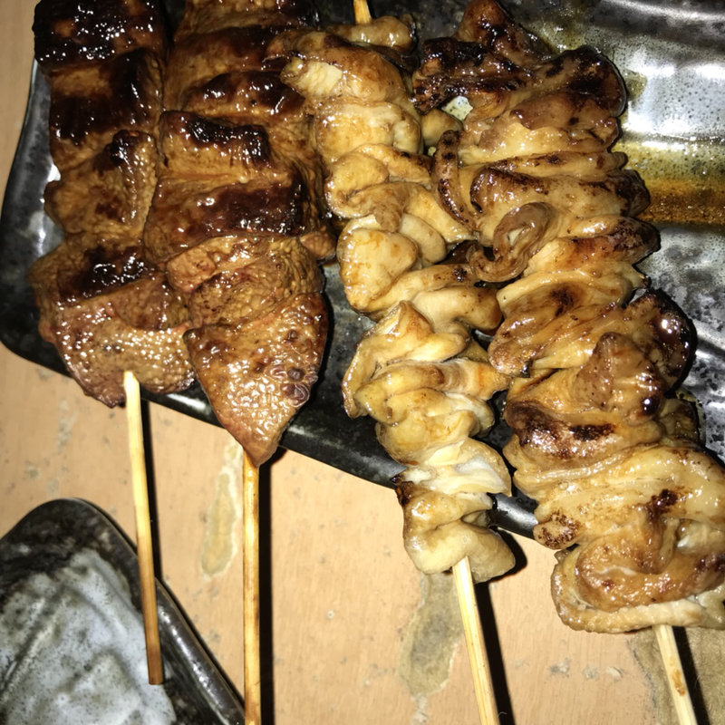 やきとん10本盛り合わせ（タレ）(もつ焼酒場 豚坊)