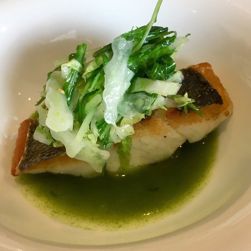 鱸のポワレ(欅 )