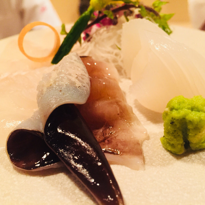 愛知産鳥貝、福岡産剣先烏賊(料理 澤)