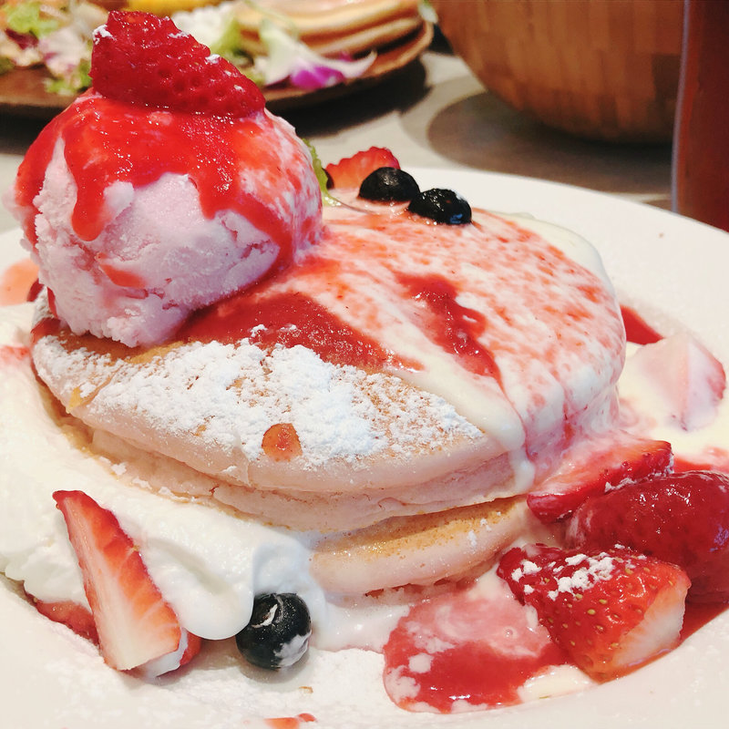 (Cinnamon's Restaurant)