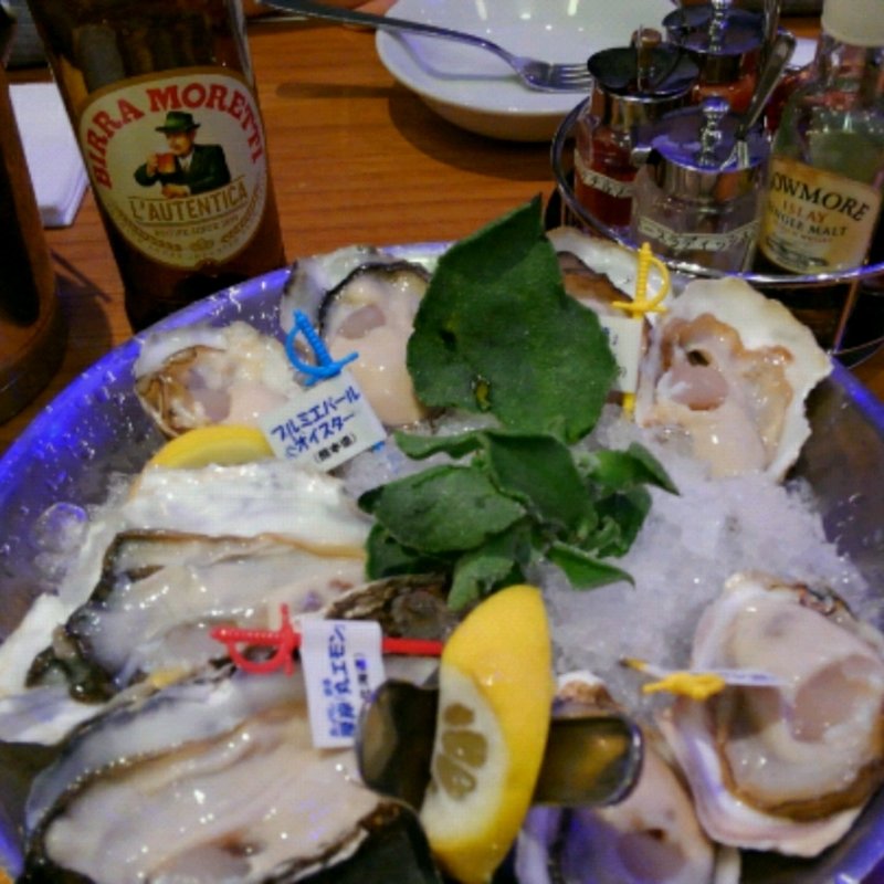 生牡蠣三種盛り(ジャックポット 国際ビル店 （オイスターバージャックポット）)