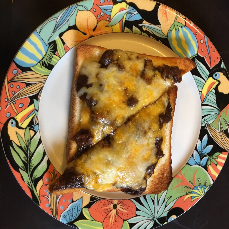 ポテトとカレーのオープントースト(珈琲艇 キャビン)