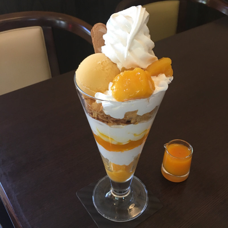 マンゴーパフェ(珈琲庵珈集 三木本店)