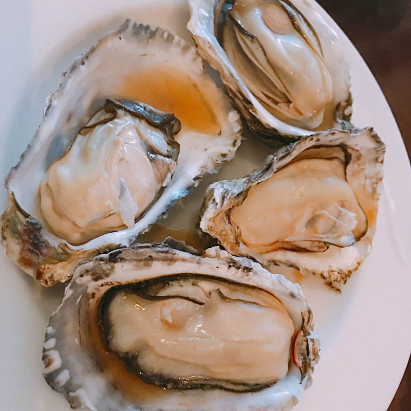 牡蠣食べ比べ(トラットリア ZETA)