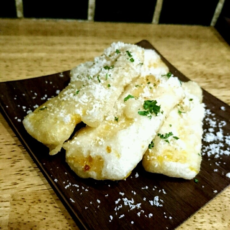 とうもろこしのフリット(ニューコマツ)