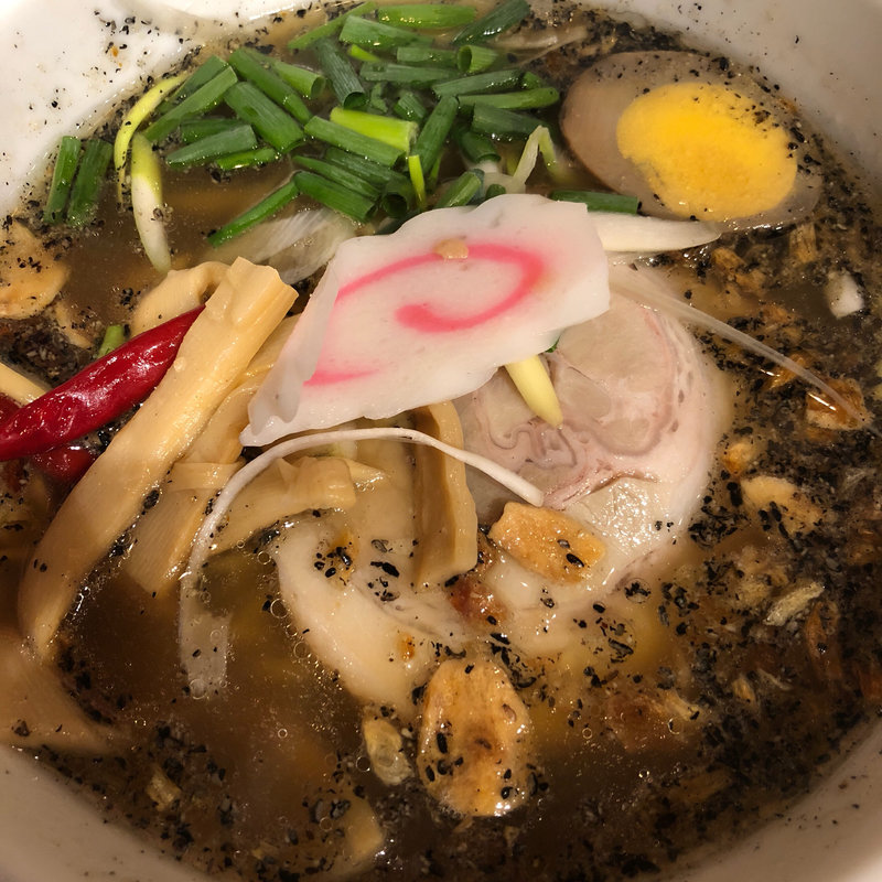 醤油ラーメン(萬力屋 麻布十番店 （まんりきや）)