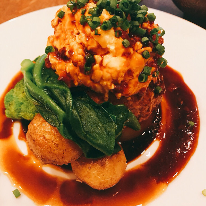 南蛮ソースのハンバーグ タルタル甘酢仕立て(俺のハンバーグ 渡なべ)