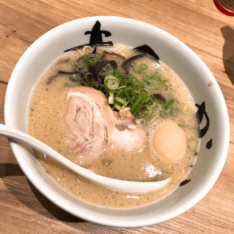 純煮卵ラーメン(まんかい 福岡空港店)