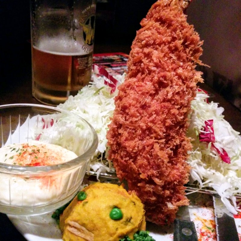 グドンのおススメ！ツインテールフライ(怪獣酒場)