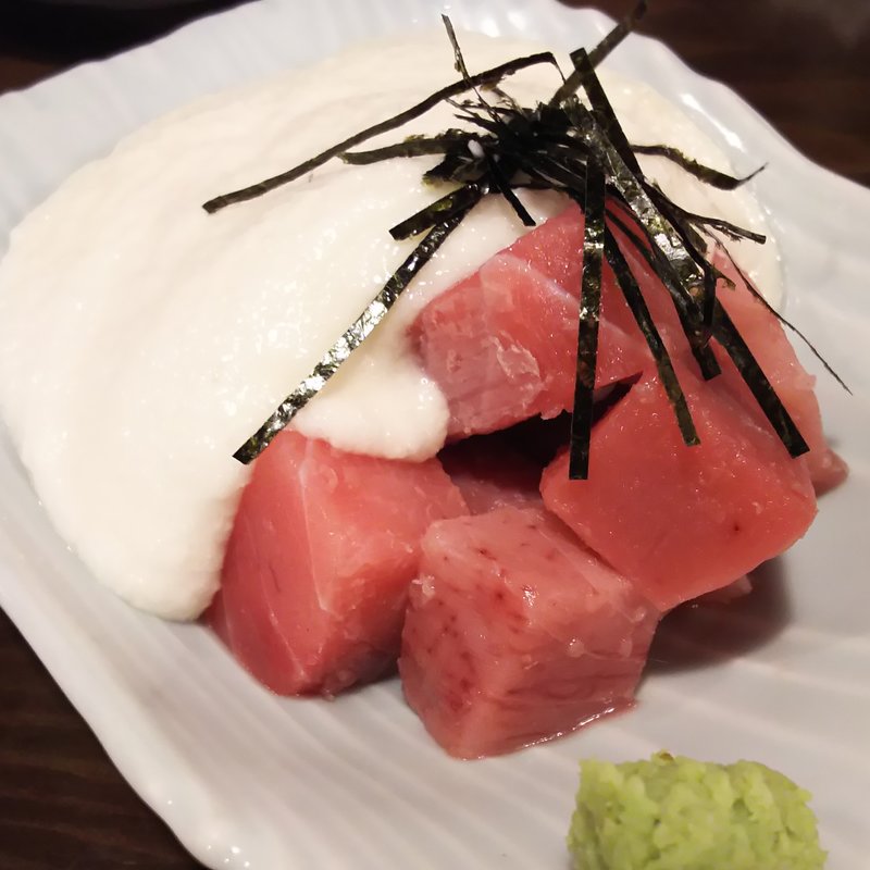 マグロ山かけ(筑前屋 武蔵新田店)