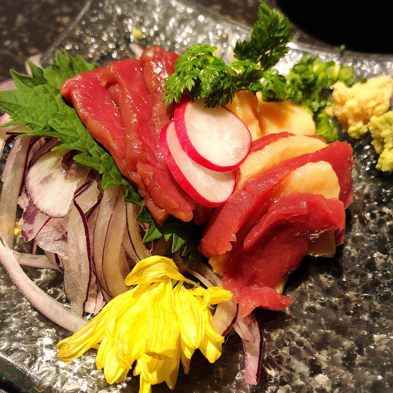 馬刺し(串焼き もんじろう)