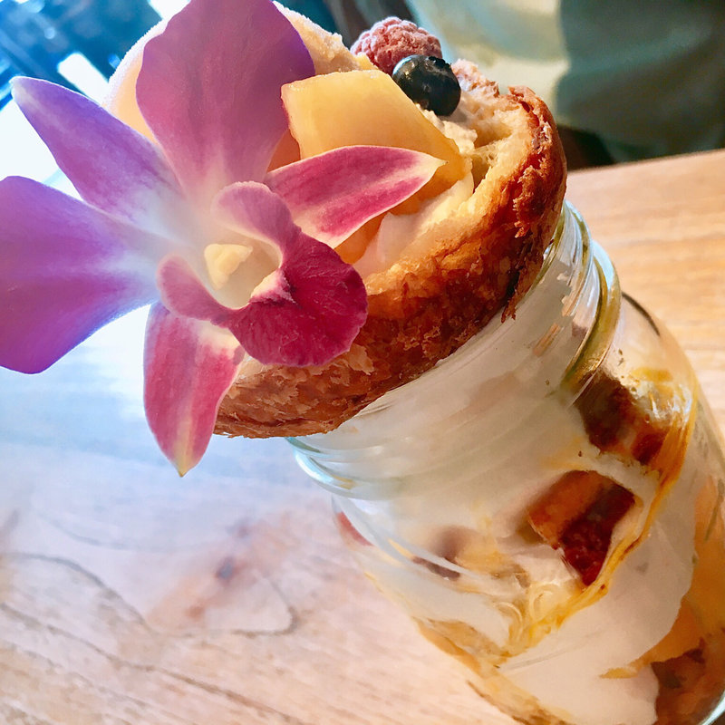 マンゴーパイン ジャーケーキ(ラ テラス カフェ エ デセール （La Terrasse Cafe et dessert）)