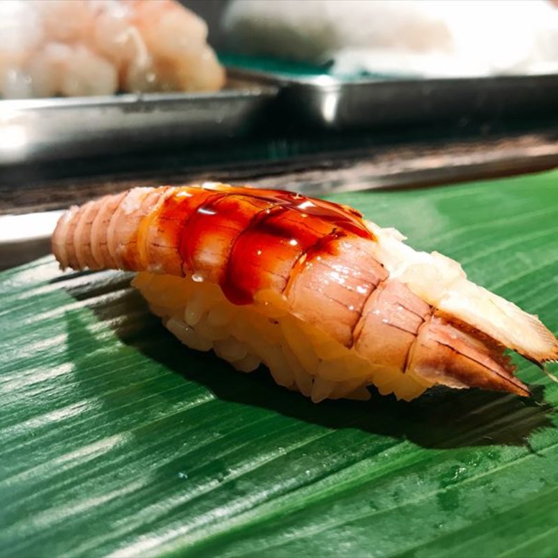 鮨(市場ずし 八幡筋店 )