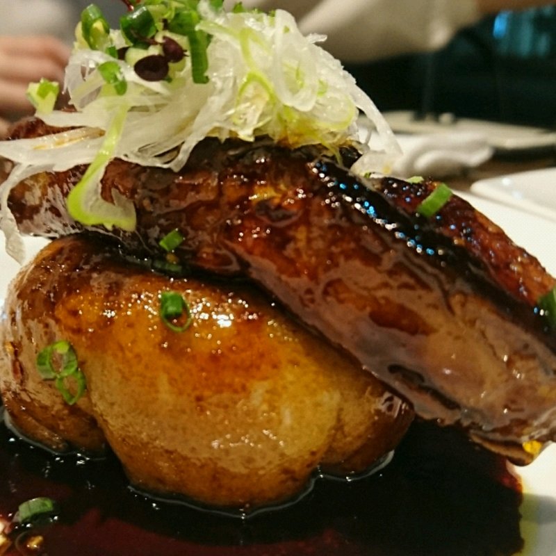 フォアグラのステーキと蓮根餅(松や酒店)