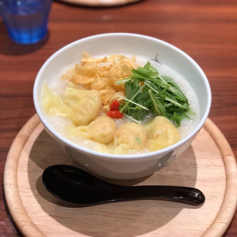 海老ワンタンのおかゆ(粥餐庁（かゆさんちん）KITTE博多店)