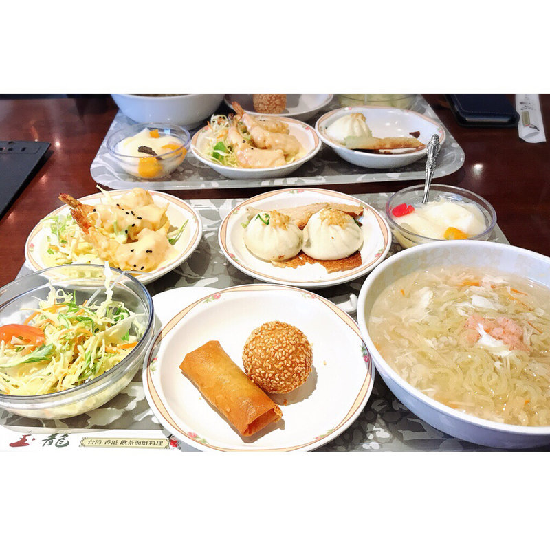 台湾焼小籠包セット(台湾焼小籠包 玉龍イーロン)