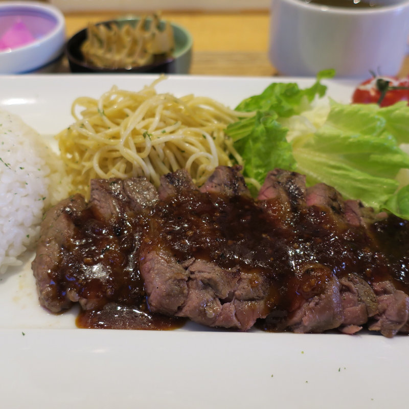 ビーフステーキ(みみずく25)