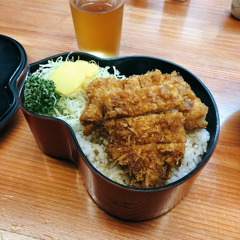 かつ重(とんかつ 三(さん))