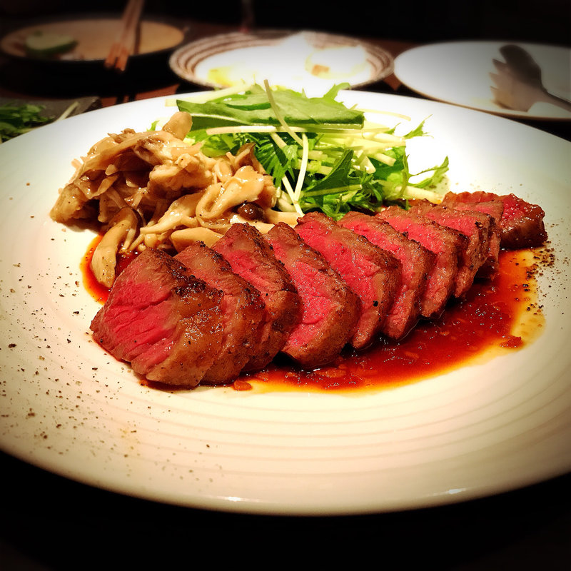 宮崎県産黒毛和牛ステーキ(テッパン ニキ （teppan niki）)