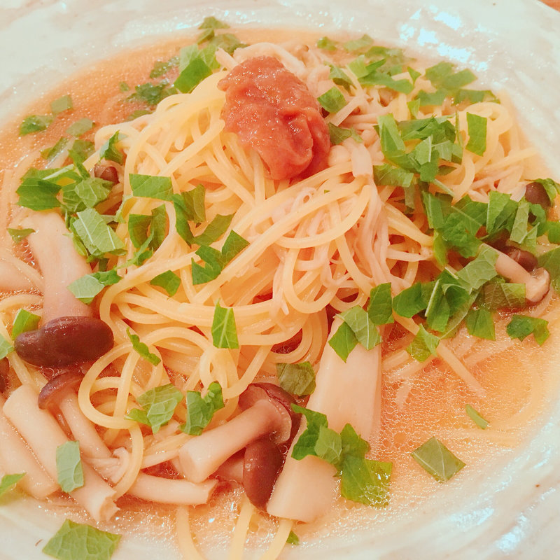 梅ときのこの和風パスタ(リュリュ・プリモ)