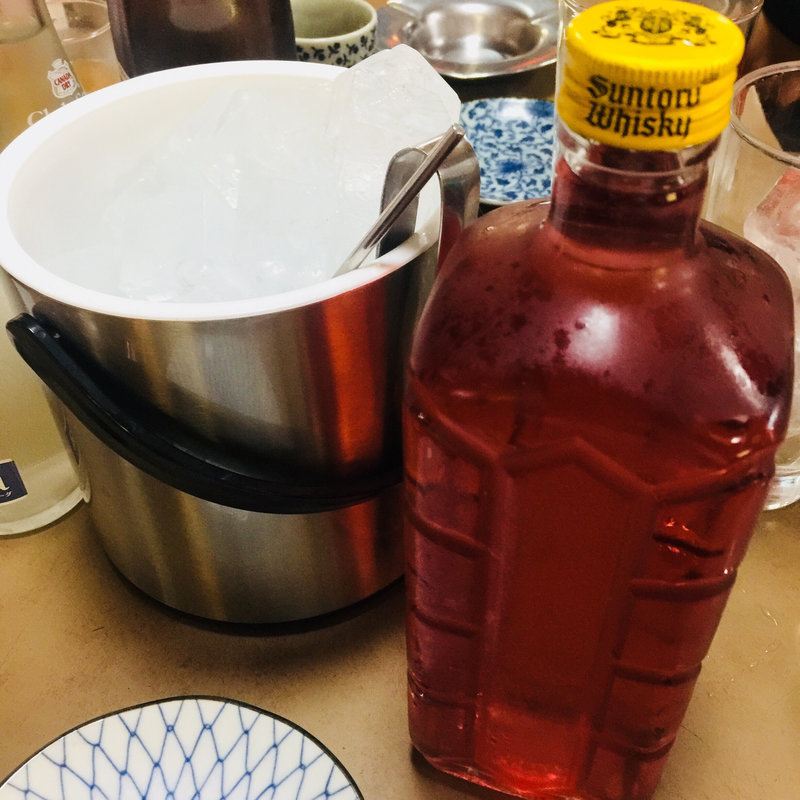 アカ(もつ焼き 八角)