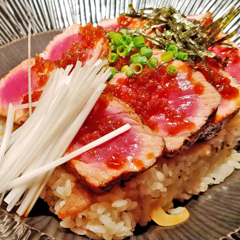 サーロインステーキ丼～山芋のわさび漬けとナスの生姜焼きを添えて～(麻布十番焼肉 BULLS)
