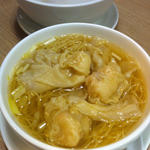 海老ワンタン麺(Sai Yung Kee （細蓉記）)