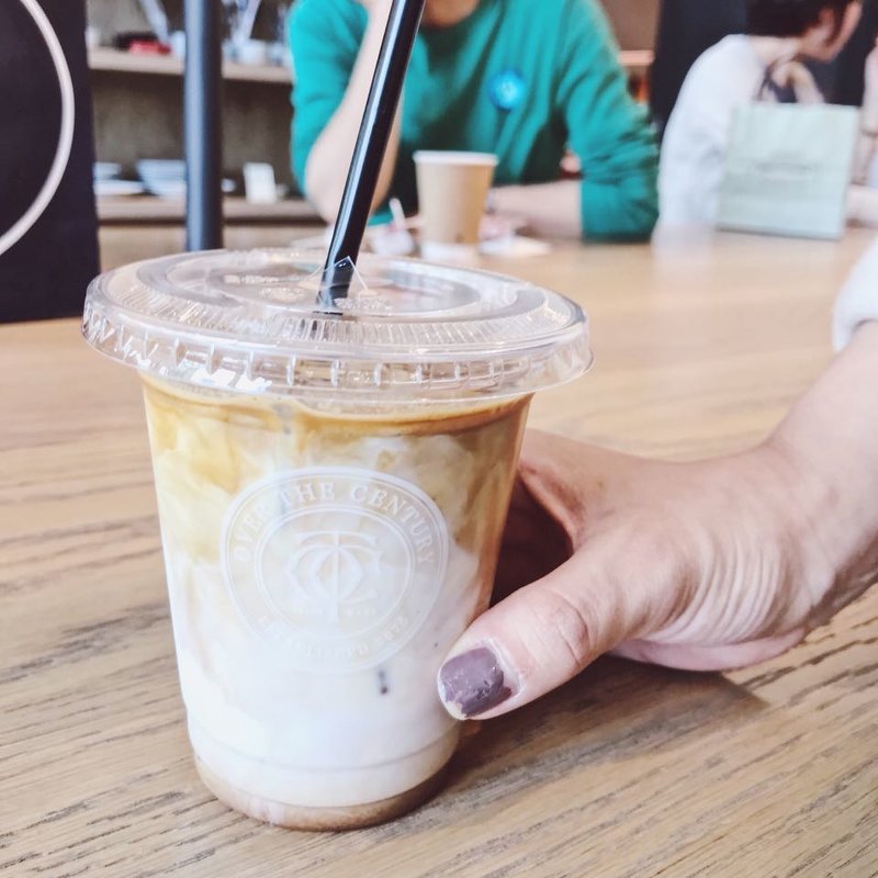 カフェラテ(オーバー ザ センチュリー)