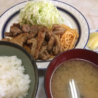 生姜焼き定食(キッチンタロー)