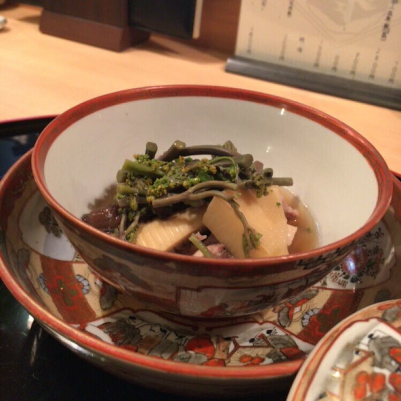 甲州地鶏、ハナイグチ、蕨、筍、花山椒の煮物(山中湖 菜庭料理 尚起)