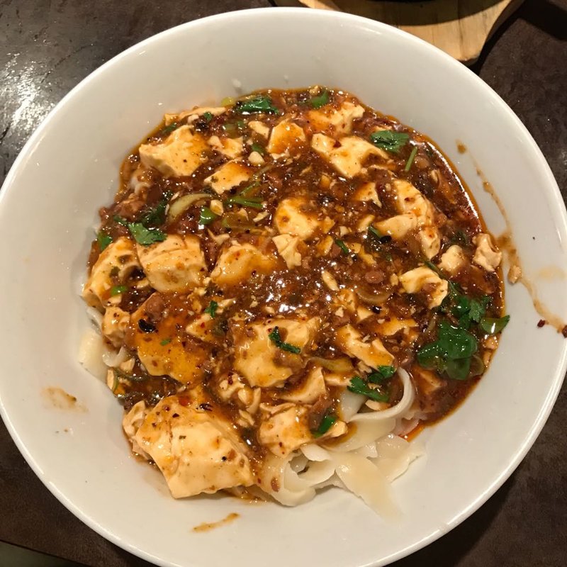 登頂麻婆豆腐&刀削麺(本格 中華料理 陳家私菜 赤坂1号店)