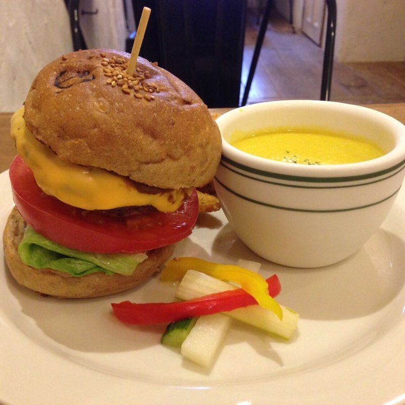 チーズバーガーセット(Sunchago Burgers)