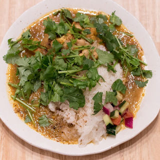 チキンカレー パクチー増量(curry phakchi(パクチー))