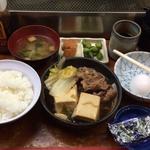 肉豆腐定食(菊三八 （きくみや）)