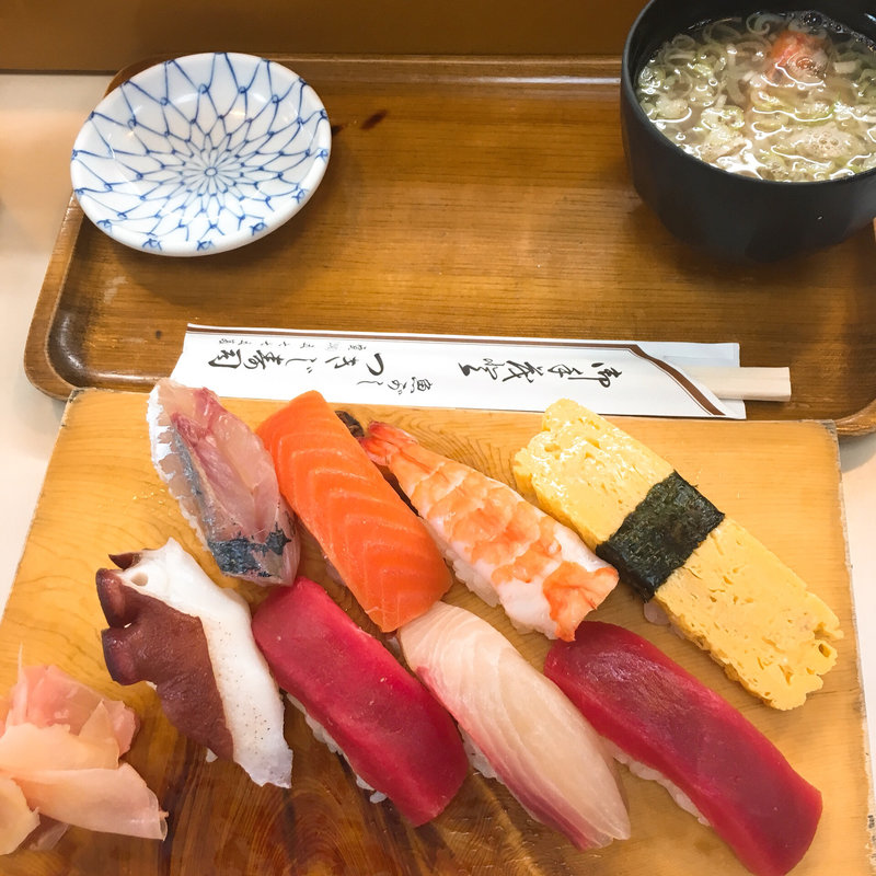 ランチにぎり(つきじ寿司)