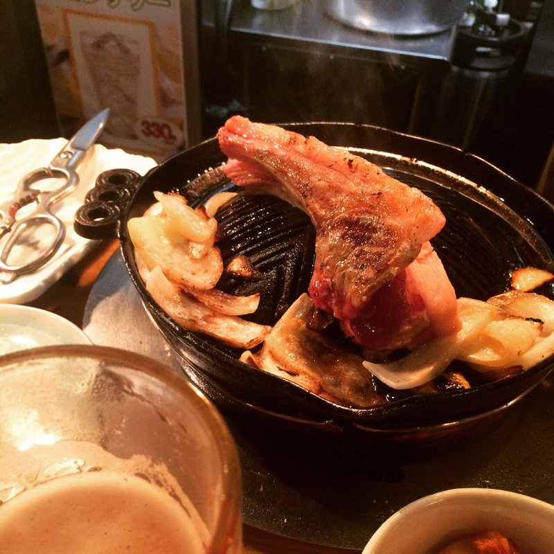 骨付きラムステーキ(成吉思汗 だるま 4・4店)