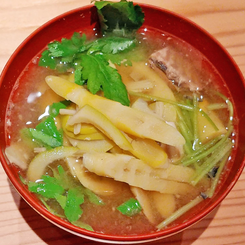 筍とさば缶味噌汁(戸隠つきや)