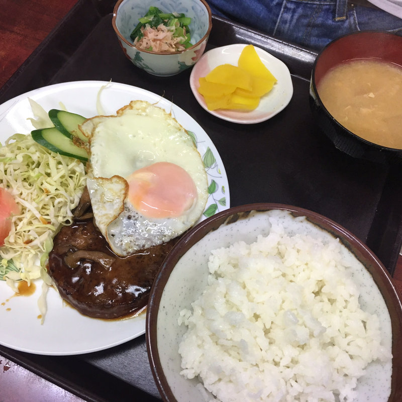 ハンバーグ定食(サンゴ亭 )