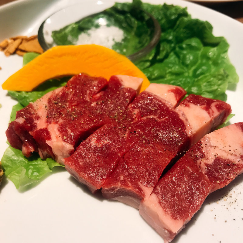 赤身ステーキ(大名焼肉USHI-BUCHI)