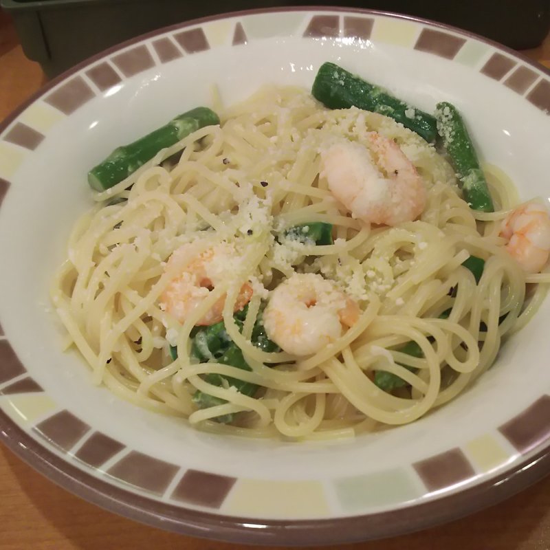 アスパラとエビのクリームスパゲッティ(サイゼリヤ ミューザ川崎店)