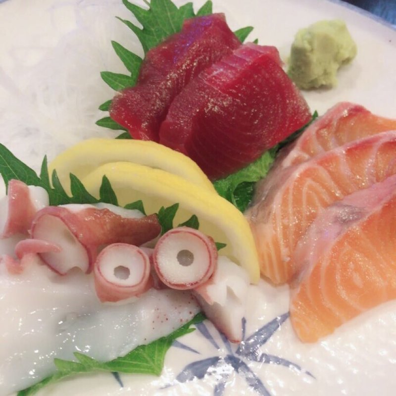 刺身(居酒屋おふくろ )